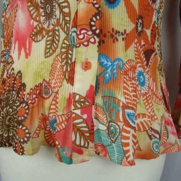 Colorful Floral Top Fancy Sleeves Small - Picture 4 of 8